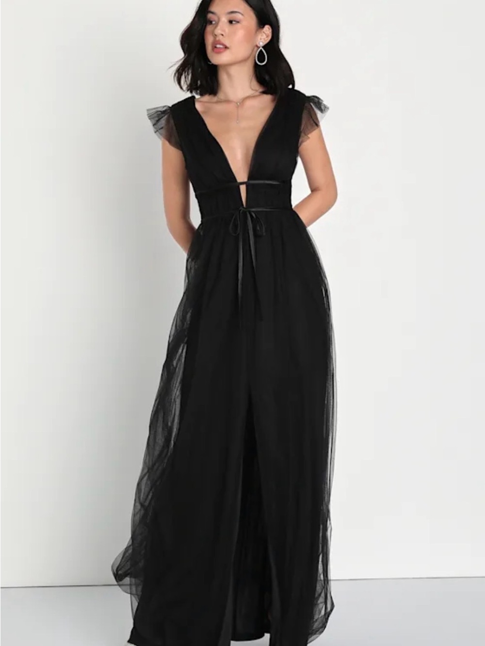 NWT Lulu's Black Deep V-Neck Tulle Maxi Dress - small